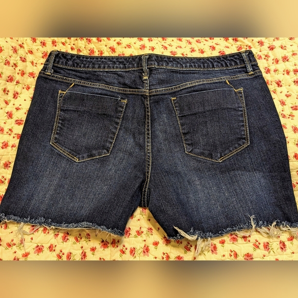💥 5 for 25 💥 Mossimo modern skinny cut offs size 14 - Picture 4 of 11